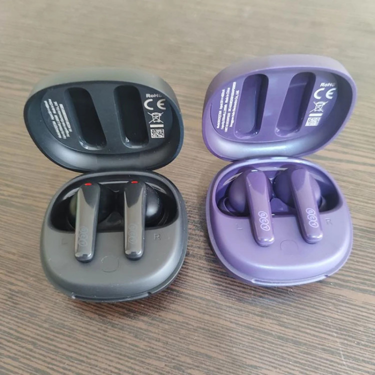 هدفون بلوتوثی کیو سی وای مدل T13X با نویز کنسلینگ میکروفون (ENC)، درگاه شارژ USB Type-C، دارای میکروفون چهارگانه، امکان حذف صدای مزاحم محیط، مقاوم در برابر رطوبت و عرق