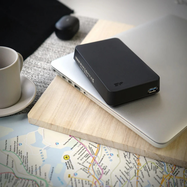 هارد اکسترنال سیلیکون پاور مدل Stream S05 ظرفیت یک ترابایت دارای رابط USB Type-A 3.2